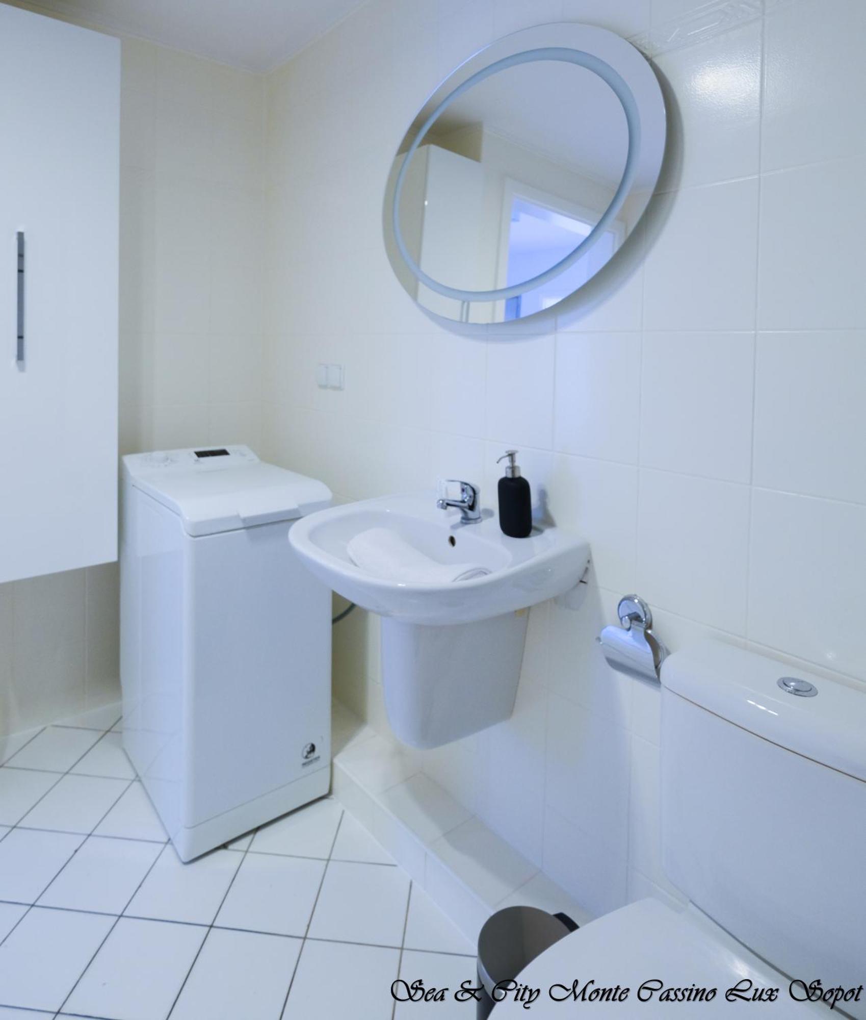 Sea & City 50 M Monte Casinno 100 M Beach Apartments Lux Σόποτ Εξωτερικό φωτογραφία